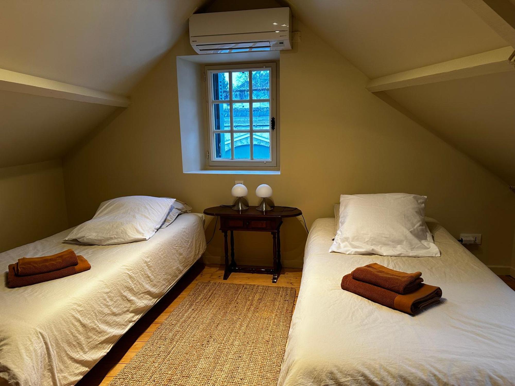 Le Vieux Manoir Villa อองบวส ภายนอก รูปภาพ