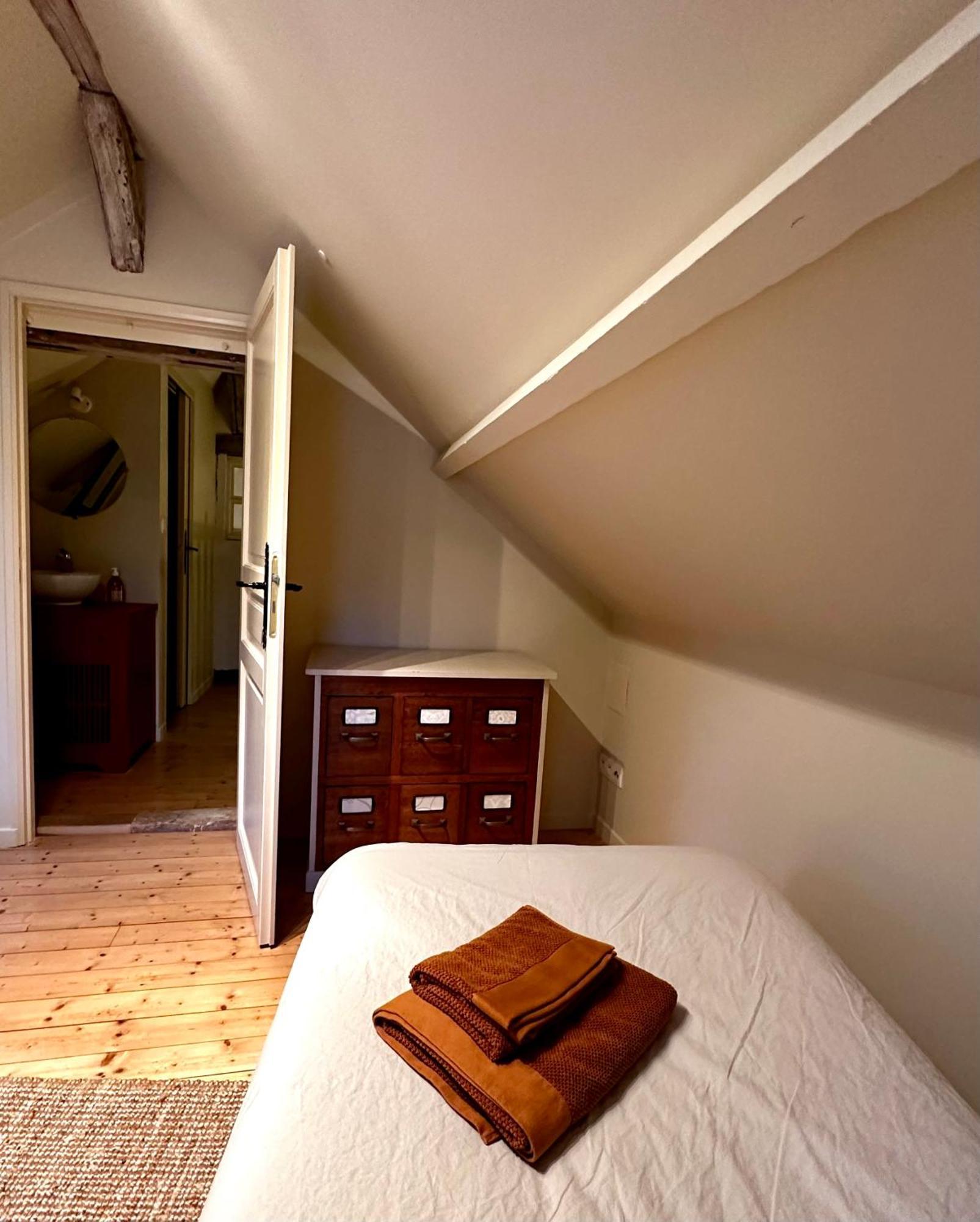 Le Vieux Manoir Villa อองบวส ภายนอก รูปภาพ